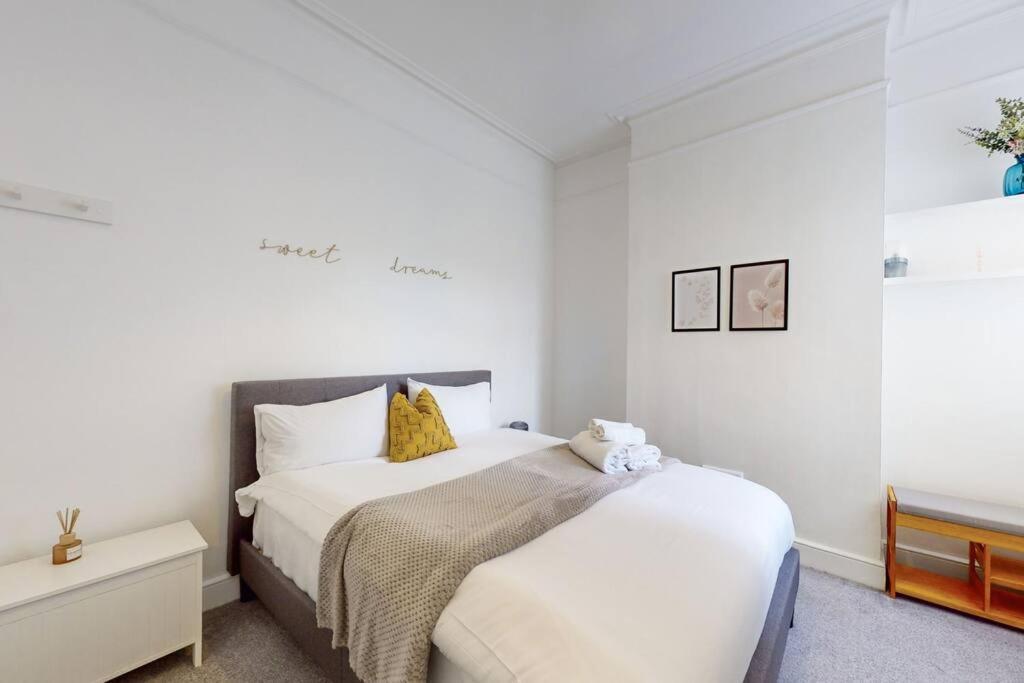 Spacious 2Bd Apartment Cricklewood London Luaran gambar