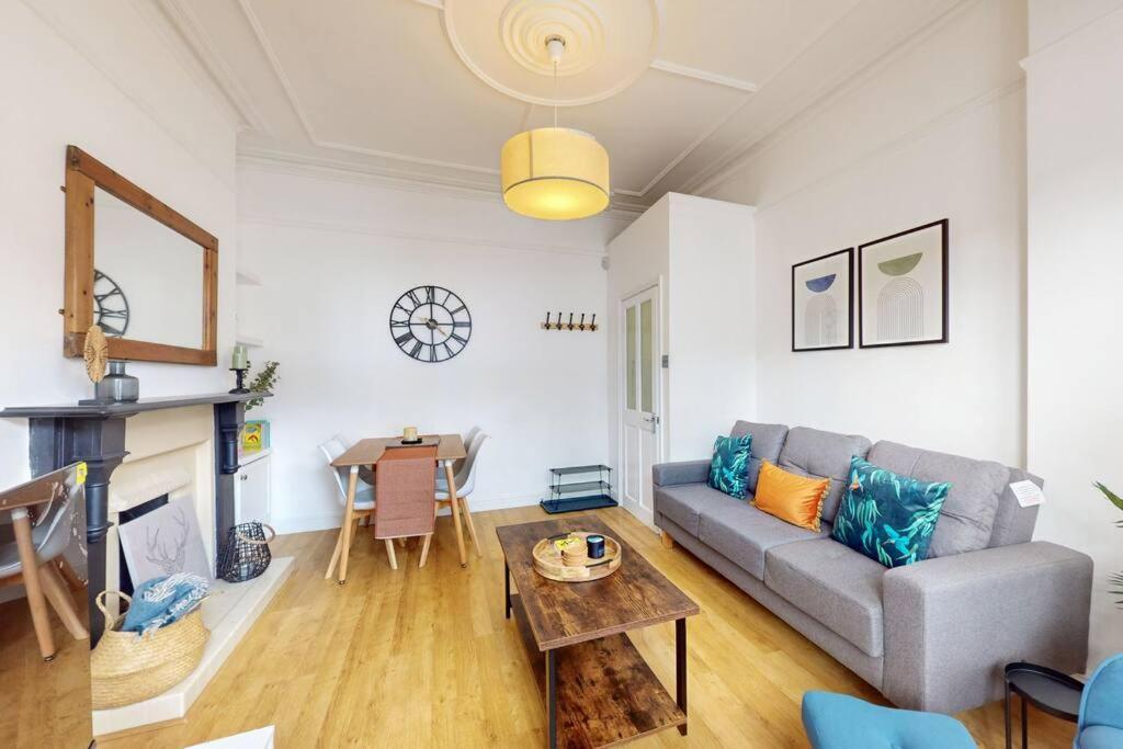 Spacious 2Bd Apartment Cricklewood London Luaran gambar